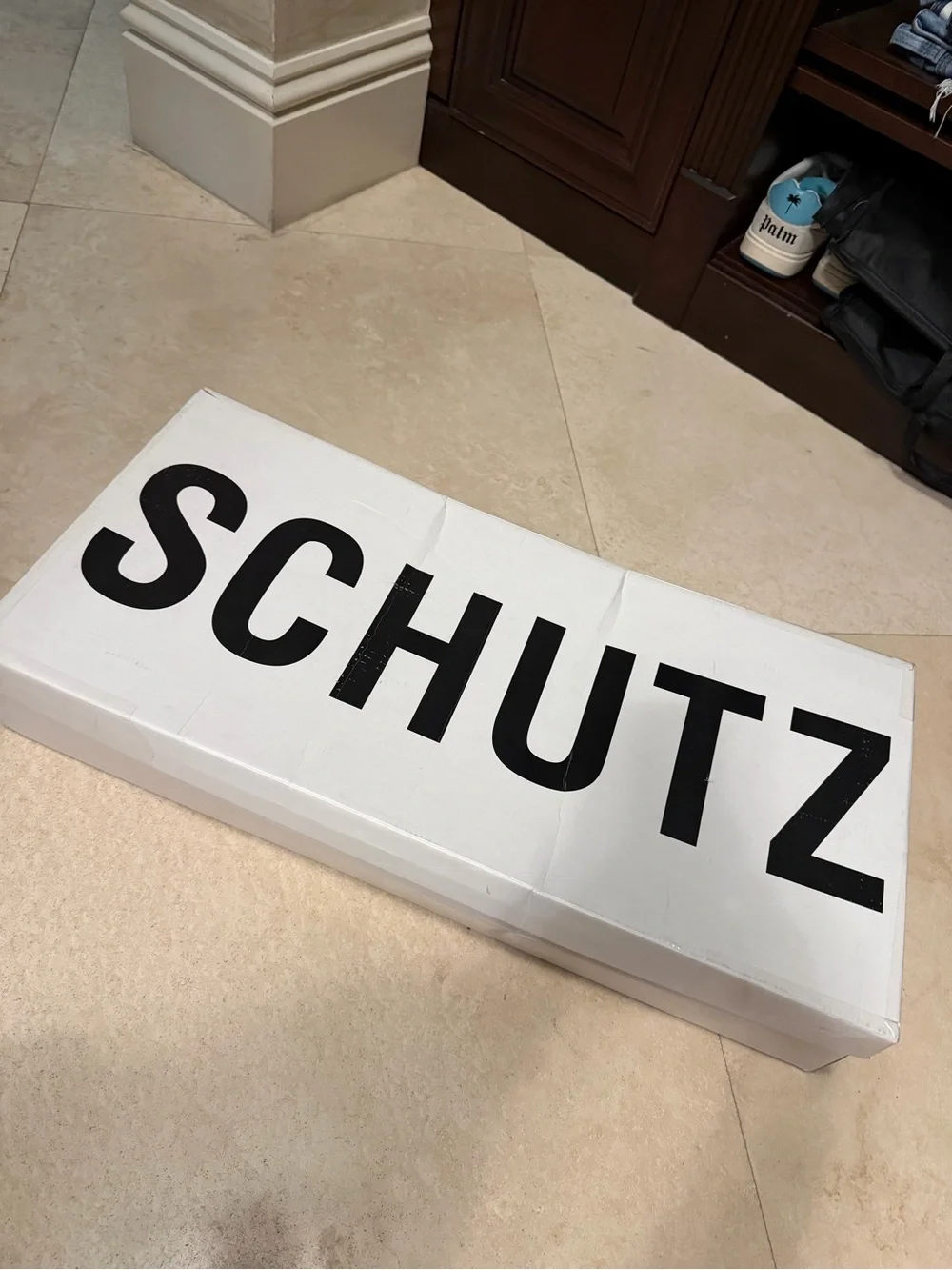 SCHUTZ brand new